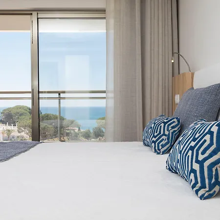 Alfagar Aparthotel 4*