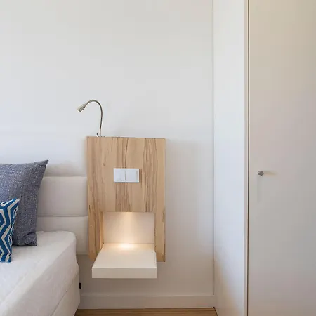 Alfagar Aparthotel 4*