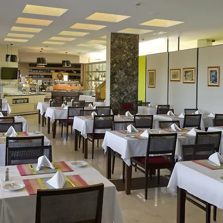 Aparthotel Alfagar