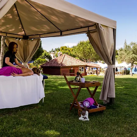 Alfagar Aparthotel 4*